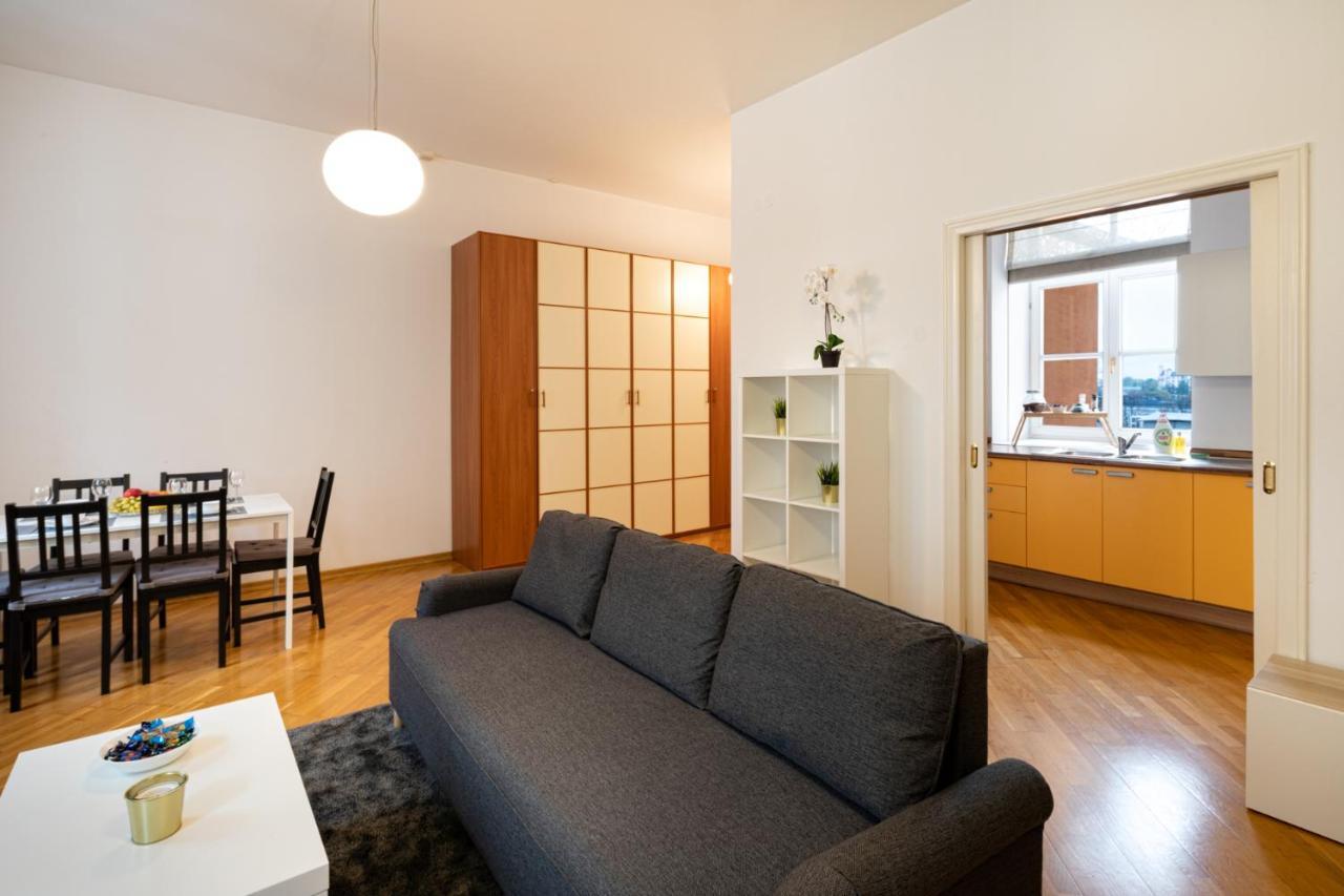 Old Riga Two Floor Palasta Loft Apartment With River View Экстерьер фото