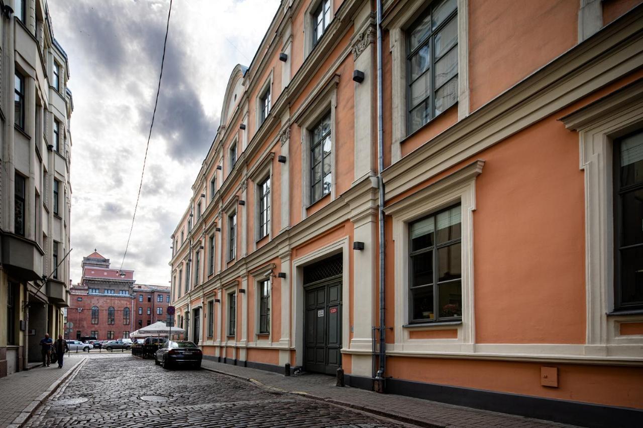 Old Riga Two Floor Palasta Loft Apartment With River View Экстерьер фото